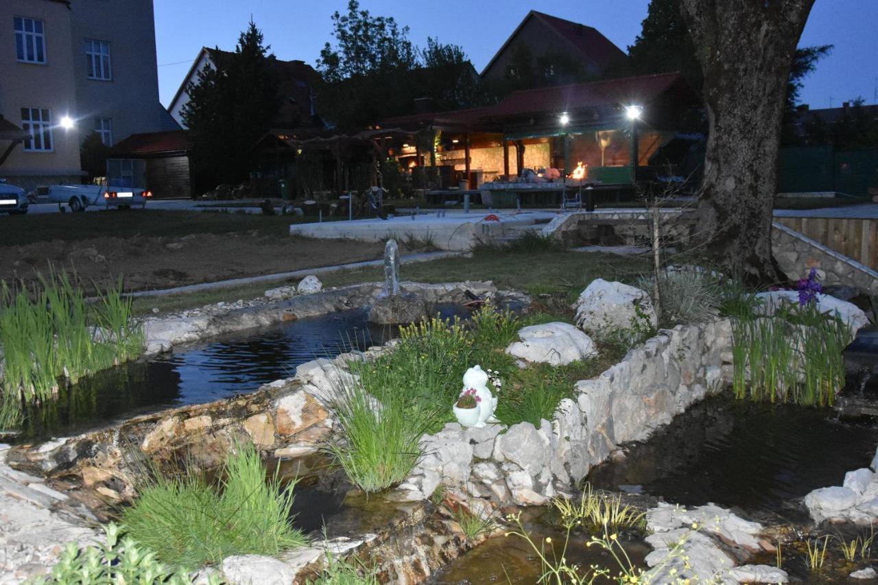 Apartments&Rooms kod Eli Ravna Gora Exterior foto