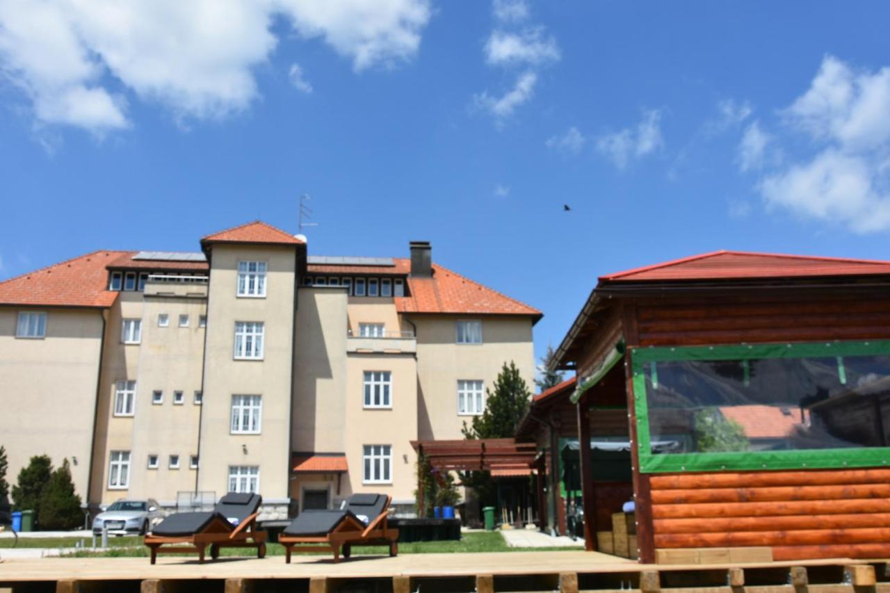 Apartments&Rooms kod Eli Ravna Gora Exterior foto