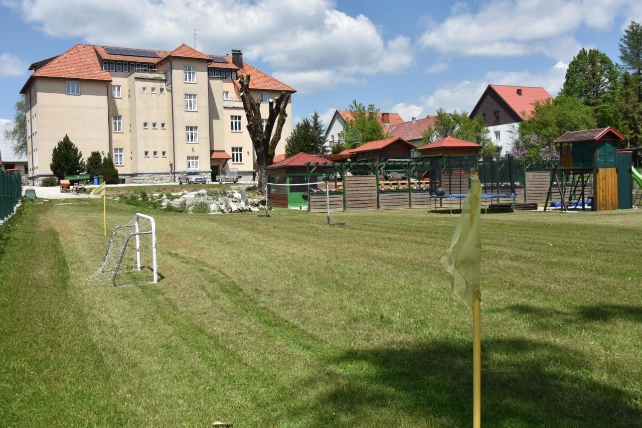 Apartments&Rooms kod Eli Ravna Gora Exterior foto